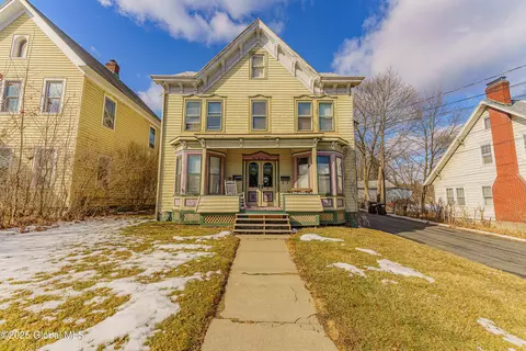 193 Main St, Ravena, NY 12143