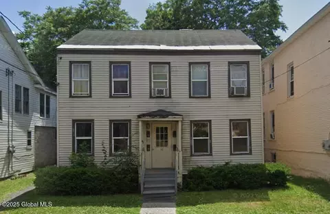 60 Benson St, Albany, NY 12206