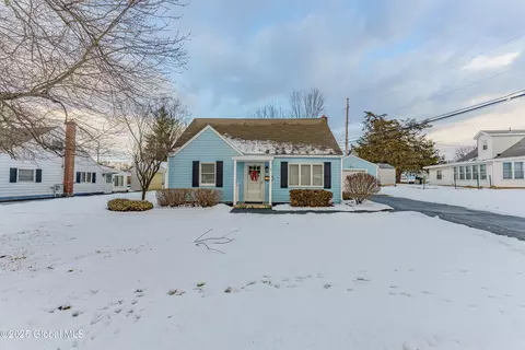 7 David Rd, Latham, NY 12110