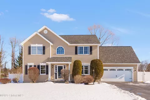 204 Concord Hill Dr, Altamont, NY 12009