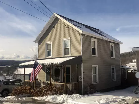 22 Rice Ln, Port Henry, NY 12974
