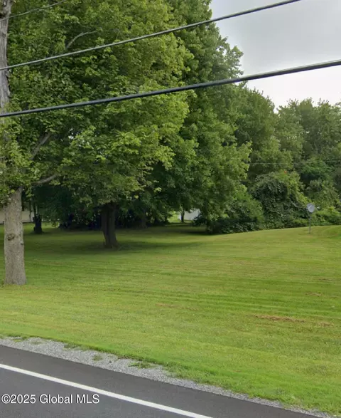 219 Fonda Rd, Waterford, NY 12188