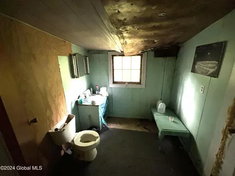 Bath - 309 Miller Rd, Argyle, NY 12809 photo 1 of 1