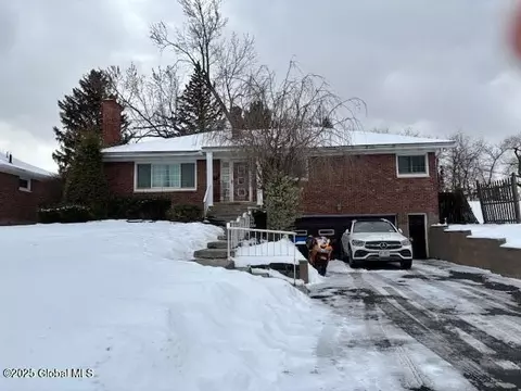 172 Hackett Blvd, Albany, NY 12209