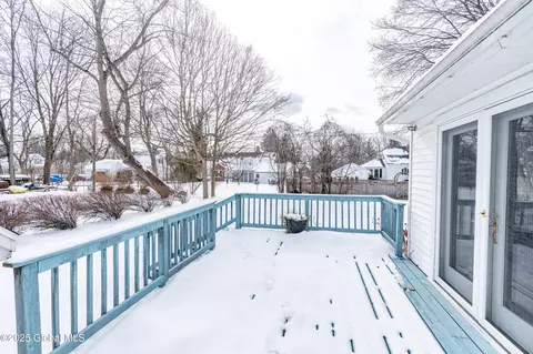 Exterior - 707 Riverside Ave, Glenville, NY 12302 photo 6 of 12
