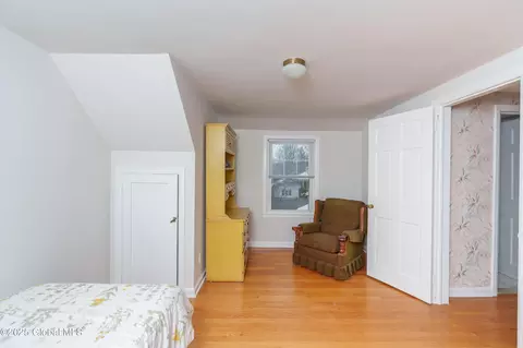 Bedroom - 707 Riverside Ave, Glenville, NY 12302 photo 8 of 9