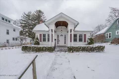 12 Glenwood St, Albany, NY 12203