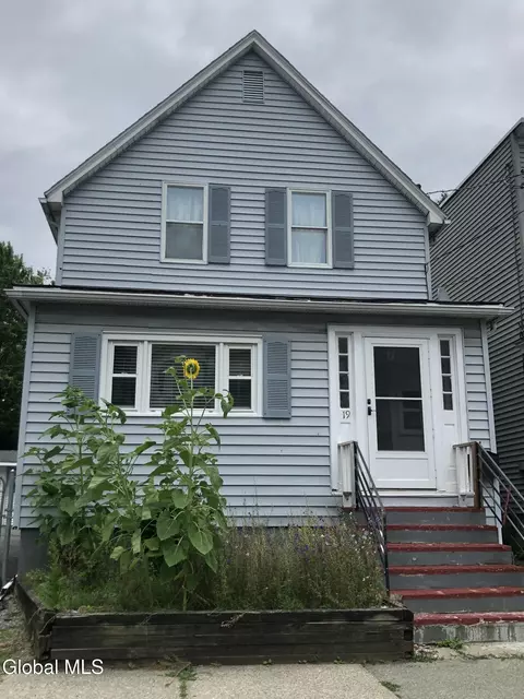 19 W Van Vechten St, Albany, NY 12209
