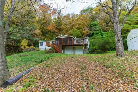 111 Cornerstone Pl, Sharon Springs, NY 13459