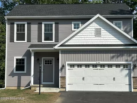 538 Nys 355 Cooper Hill Rd, Wynantskill, NY 12198