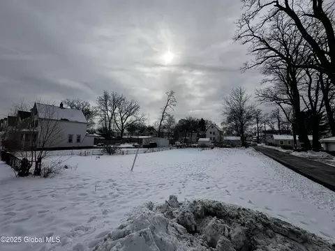 2346 Fairlee Street St, Schenectady, NY 12306 photo 8