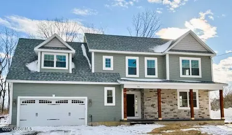 94 Haswell Rd, Watervliet, NY 12189