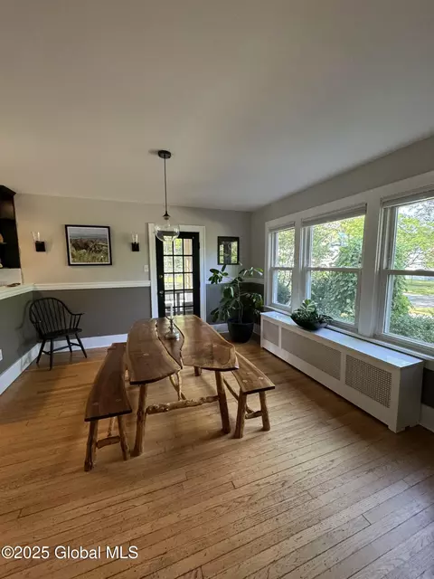 1061 Teviot Rd, Schenectady, NY 12308 photo 5