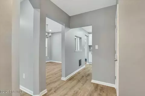 Entry Way - 832 Bradt St, Schenectady, NY 12306 photo 2 of 9