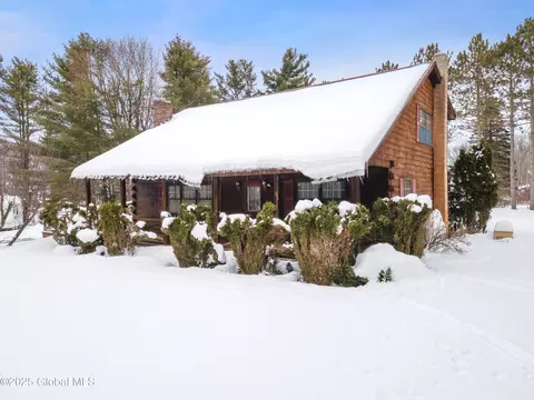 124 Pelcher Rd, Broadalbin, NY 12025