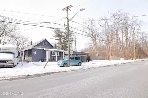 Exterior - 348 Olean St, Schenectady, NY 12306 photo 1 of 12