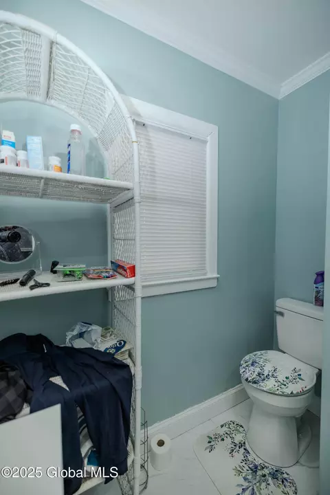 Bath - 348 Olean St, Schenectady, NY 12306 photo 4 of 9