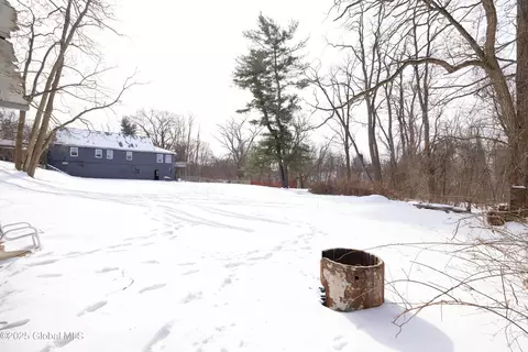 Exterior - 348 Olean St, Schenectady, NY 12306 photo 2 of 12