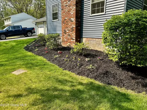 3665 E Lydius St, Schenectady, NY 12303 photo 23