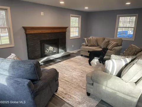 3665 E Lydius St, Schenectady, NY 12303 photo 11