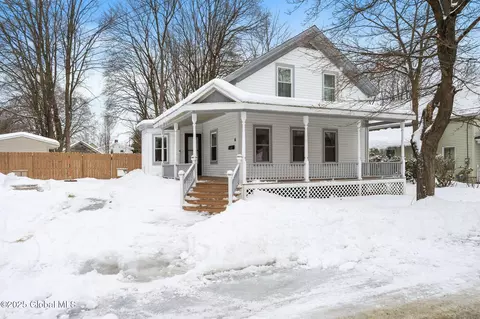 6 Sarella St, Glens Falls, NY 12801