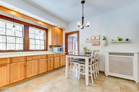 Kitchen - 1425 Keyes Ave, Schenectady, NY 12309 photo 2 of 6