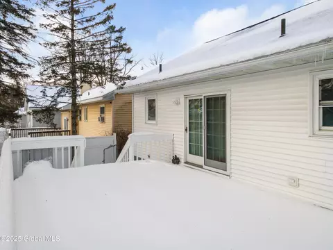 170 Ward Ave, Schenectady, NY 12304 photo 27