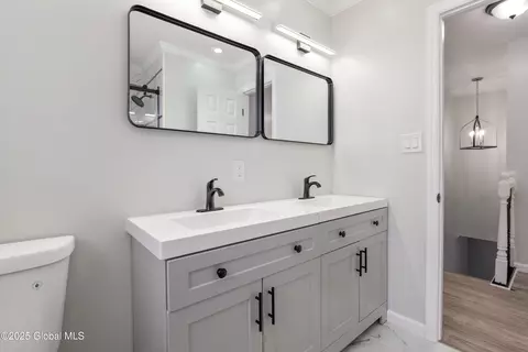 Bath - 3235 Parker Rd, Schenectady, NY 12304 photo 5 of 5