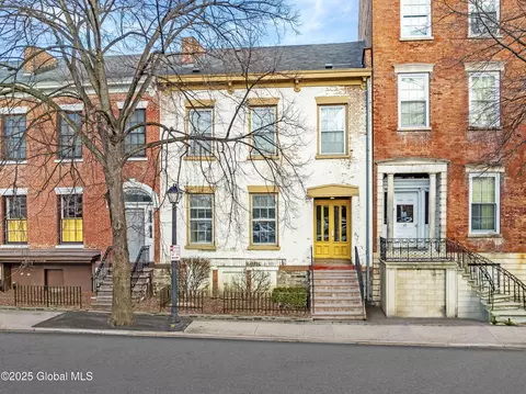 67 S Ferry St, Albany, NY 12202