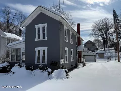 204 Palmer Ave, Corinth, NY 12822