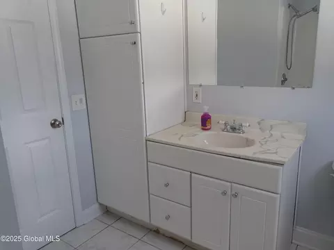 185 E Palmer Ave, Schenectady, NY 12303 photo 21