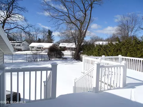185 E Palmer Ave, Schenectady, NY 12303 photo 26