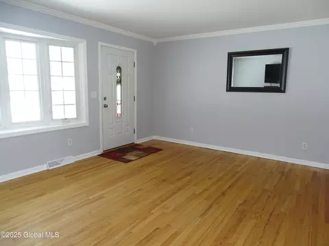 185 E Palmer Ave, Schenectady, NY 12303 photo 7