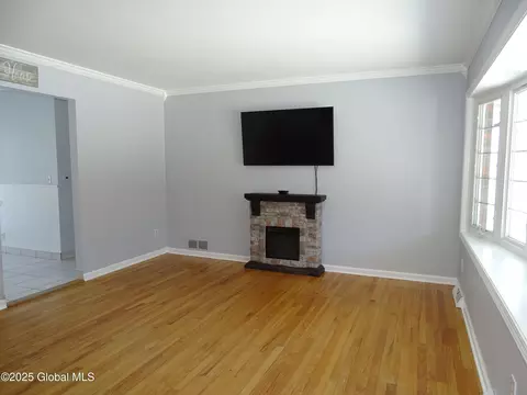 185 E Palmer Ave, Schenectady, NY 12303 photo 6