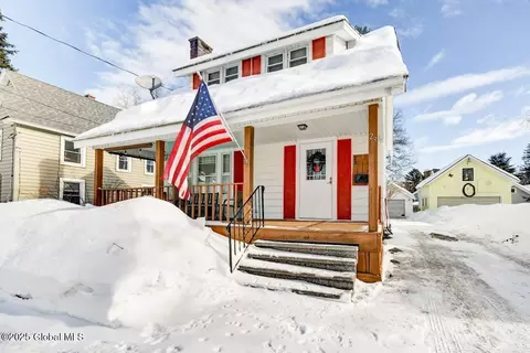 23 Pearl St, Gloversville, NY 12078