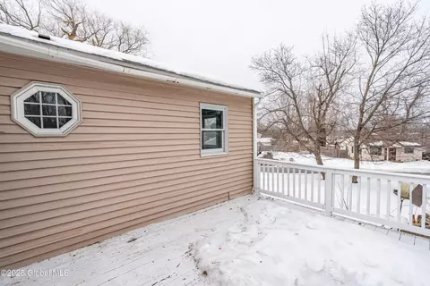 18 Plaske Dr, Schenectady, NY 12309 photo 21