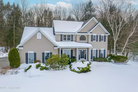 6232 Empire Ave, Schenectady, NY 12306