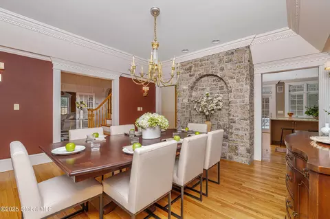Dining - 261 Bender Ln, Glenmont, NY 12077 photo 2 of 4