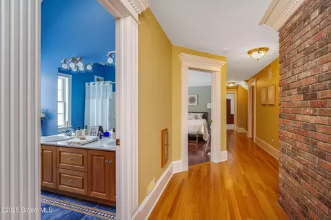Entry Way - 261 Bender Ln, Glenmont, NY 12077 photo 7 of 10