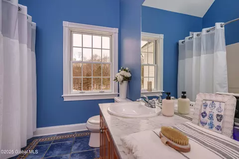 Bath - 261 Bender Ln, Glenmont, NY 12077 photo 6 of 6