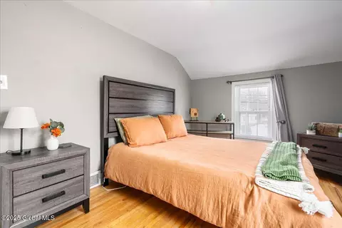 Bedroom - 127 Elsmere Ave, Delmar, NY 12054 photo 5 of 7