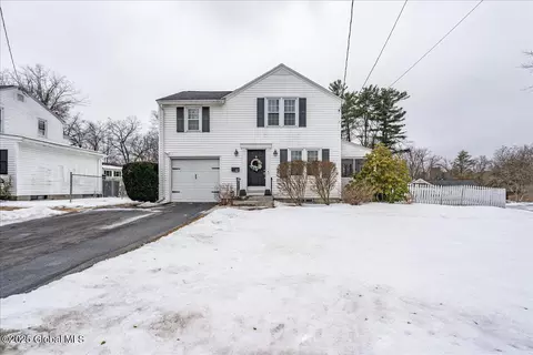 127 Elsmere Ave, Delmar, NY 12054