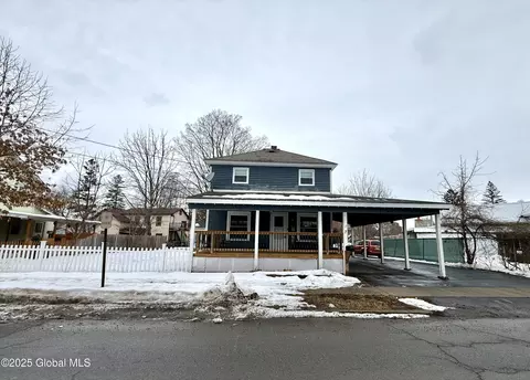 7 Notre Dame St, Hudson Falls, NY 12839