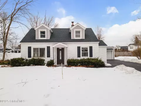 1034 Wayne Rd, Schenectady, NY 12303