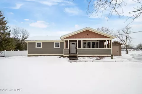 570 Clark Rd, Gansevoort, NY 12831