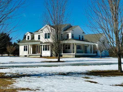 1045 Krumkill Rd, Slingerlands, NY 12159