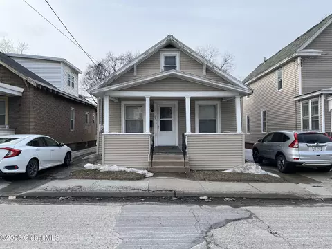 265 Altamont Ave, Schenectady, NY 12304