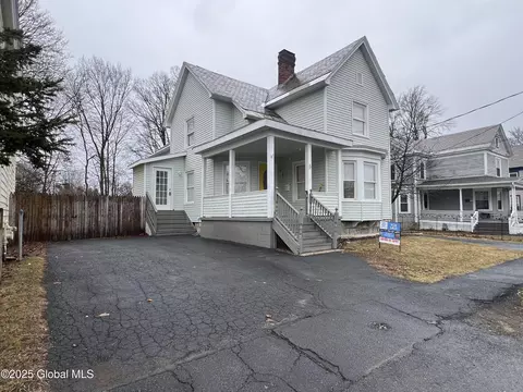 5 School St, Hudson Falls, NY 12839