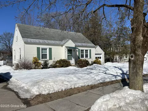 47 Jackson Ave, South Glens Falls, NY 12803