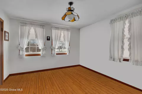 280 Ridge Rd, Glenville, NY 12302 photo 17